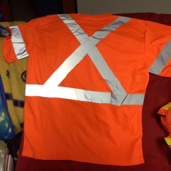 SAFETY VEST and tshirt - Picture 3 of 4